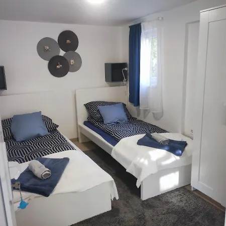 Csigabiga Apartman Apartment